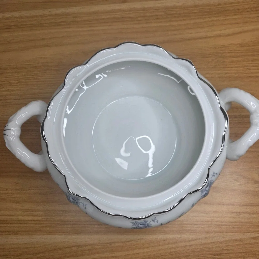 Johann Haviland Blue Garland Bavaria Germany Round Covered Vegetable Bowl EUC